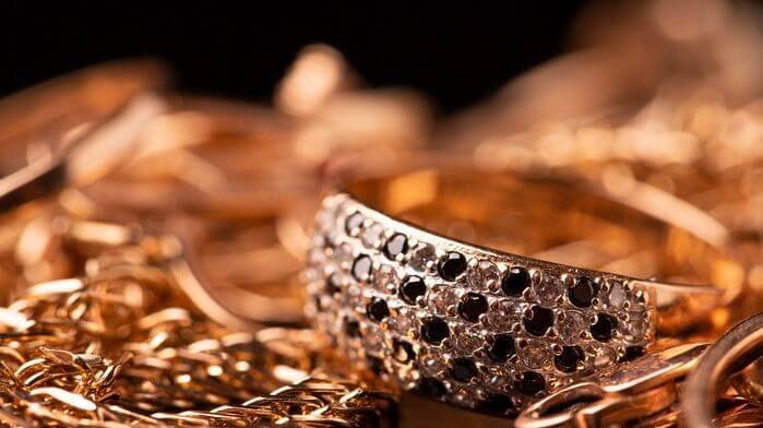 Gold jewelry buyers Salerno FL. Updated 2025